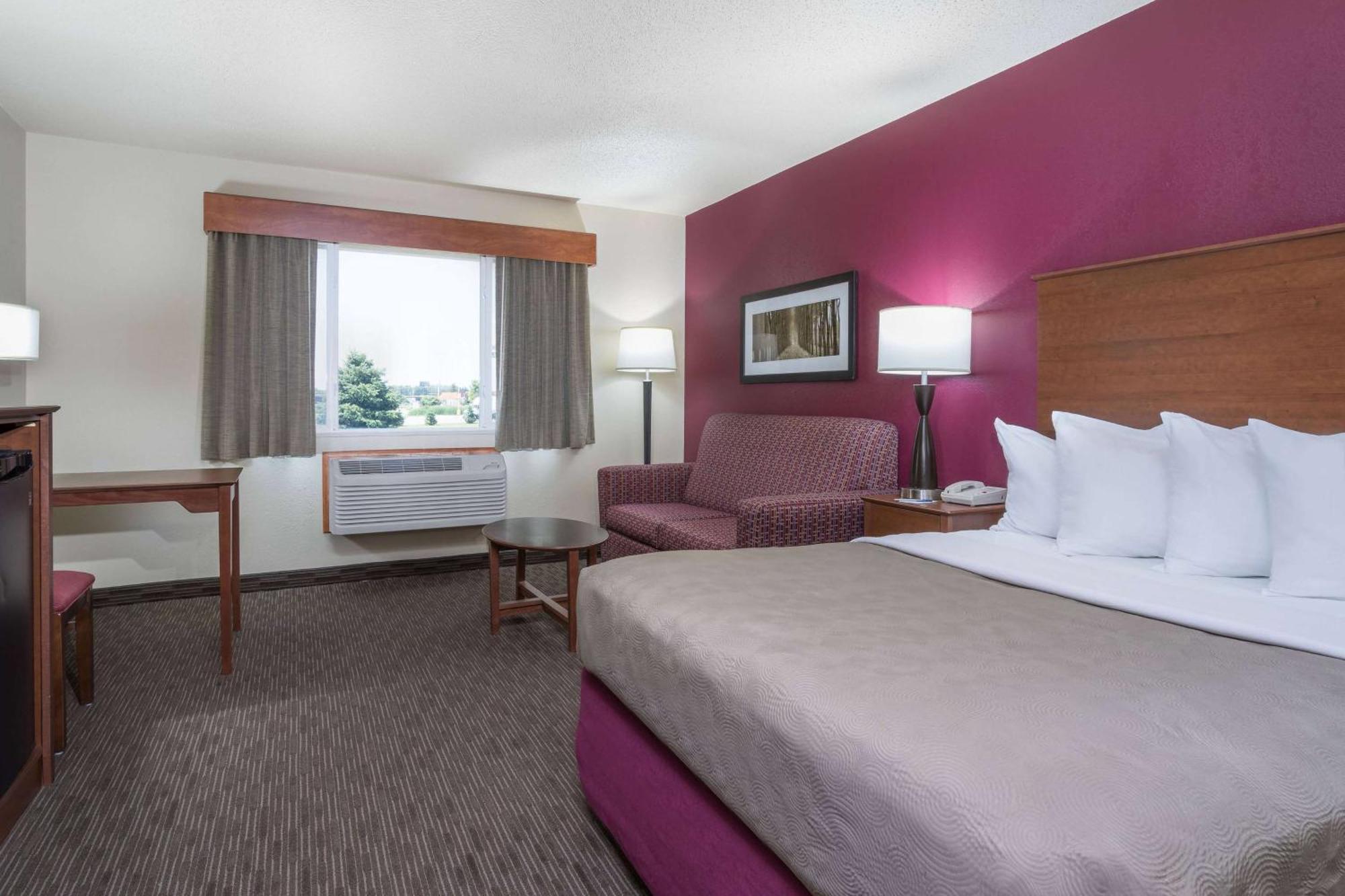 Americinn By Wyndham Baldwin Zewnętrze zdjęcie