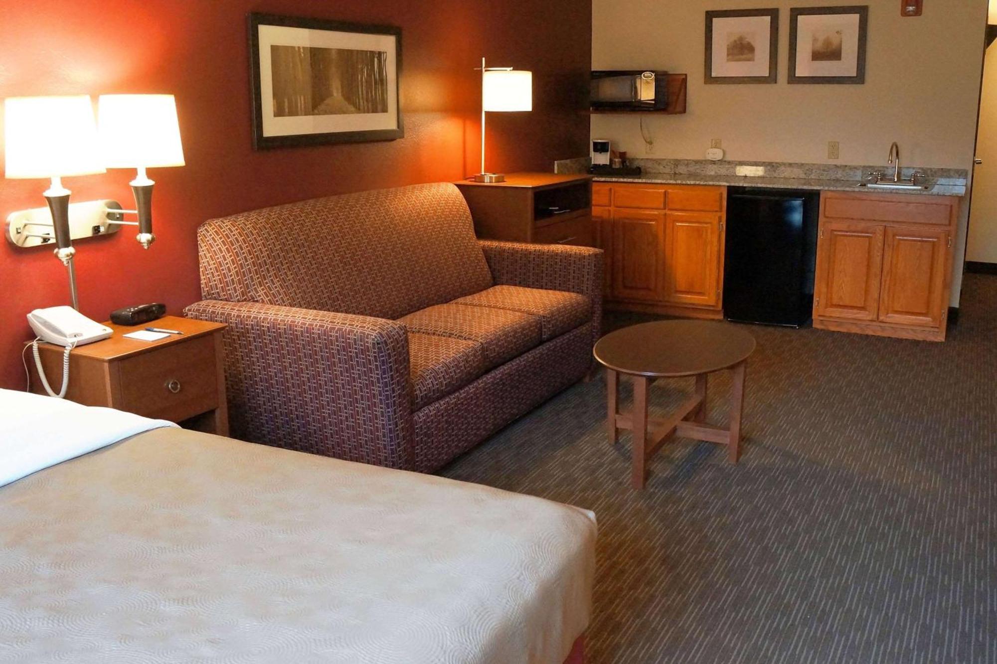 Americinn By Wyndham Baldwin Zewnętrze zdjęcie