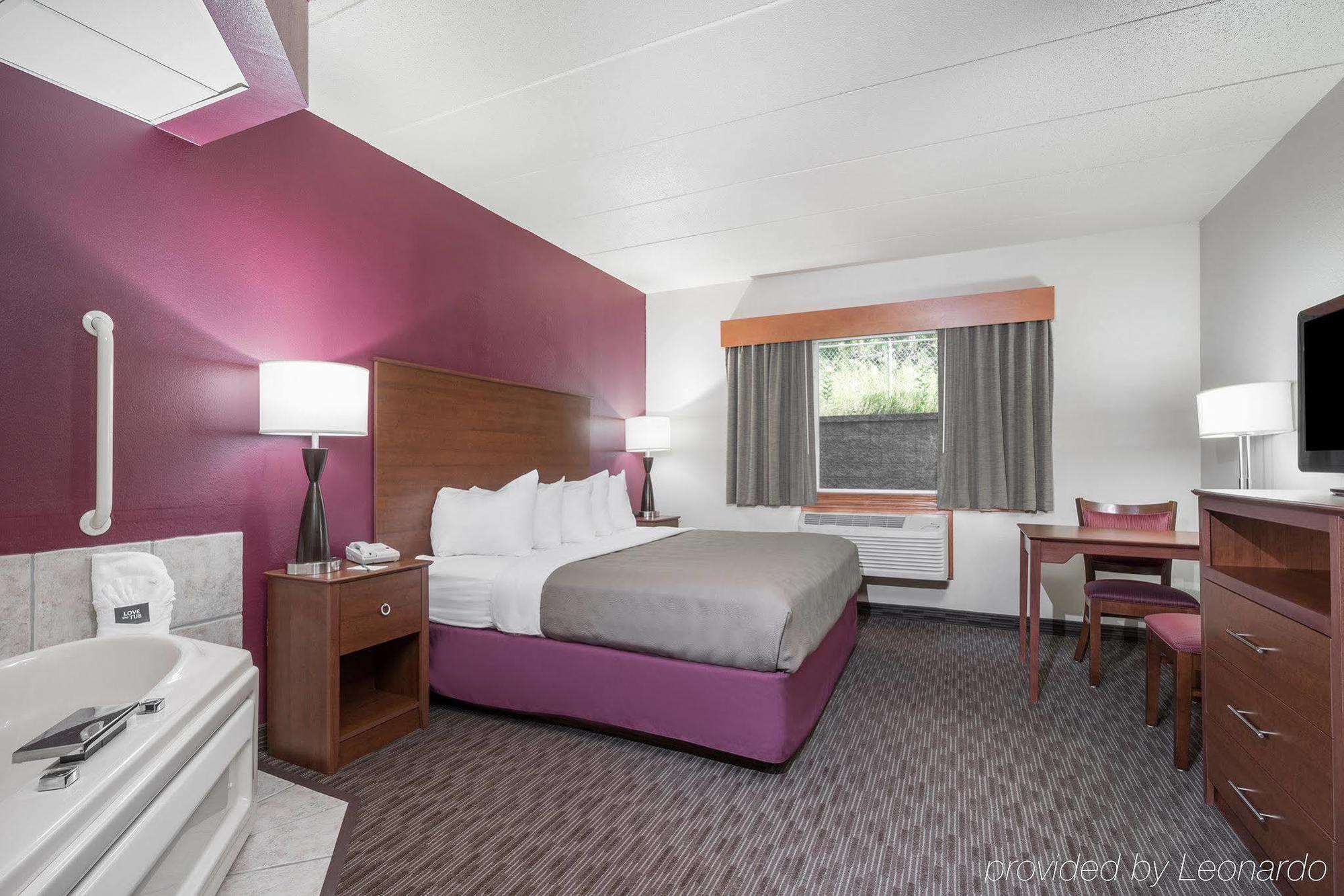 Americinn By Wyndham Baldwin Zewnętrze zdjęcie