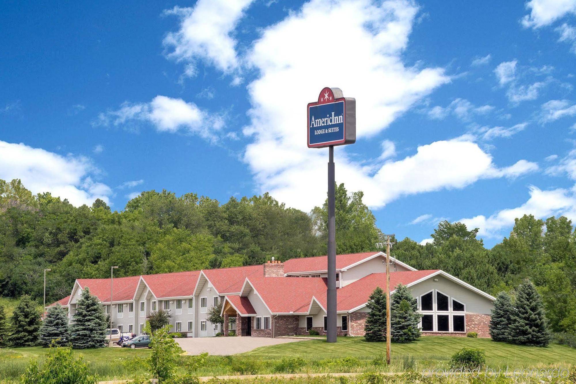 Americinn By Wyndham Baldwin Zewnętrze zdjęcie
